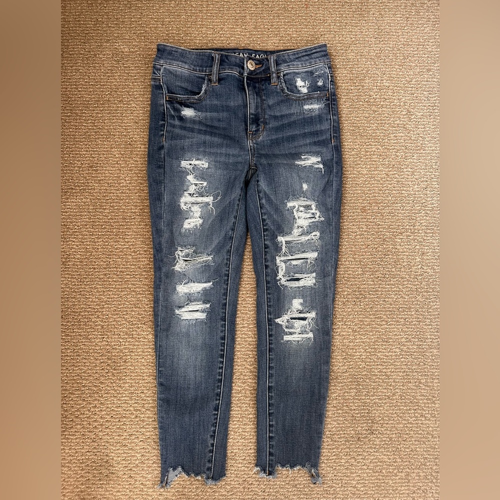 American Eagle Distressed Blue Jeans
